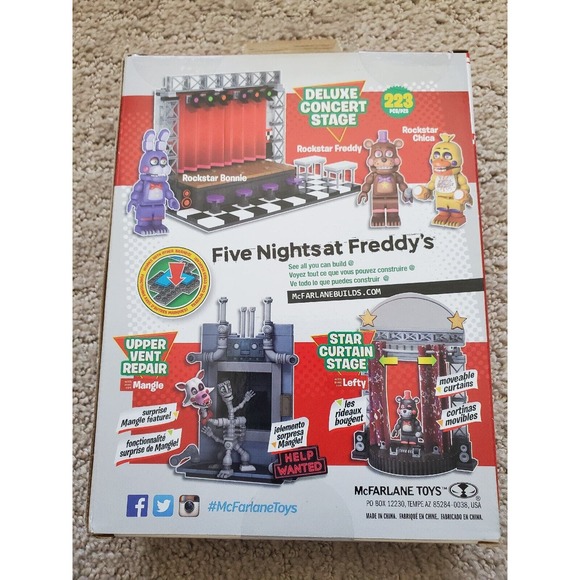 Five Nights At Freddy's 72 Piece Star Curtain Stage New In Box - Picture 2 of 6